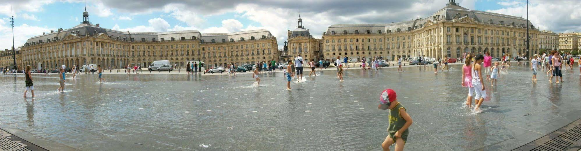 Séjours&Affaires Bordeaux de L'Yser Exterior foto